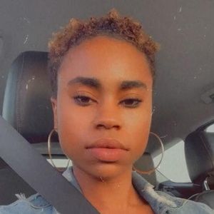 Meet your Posher, Afiya